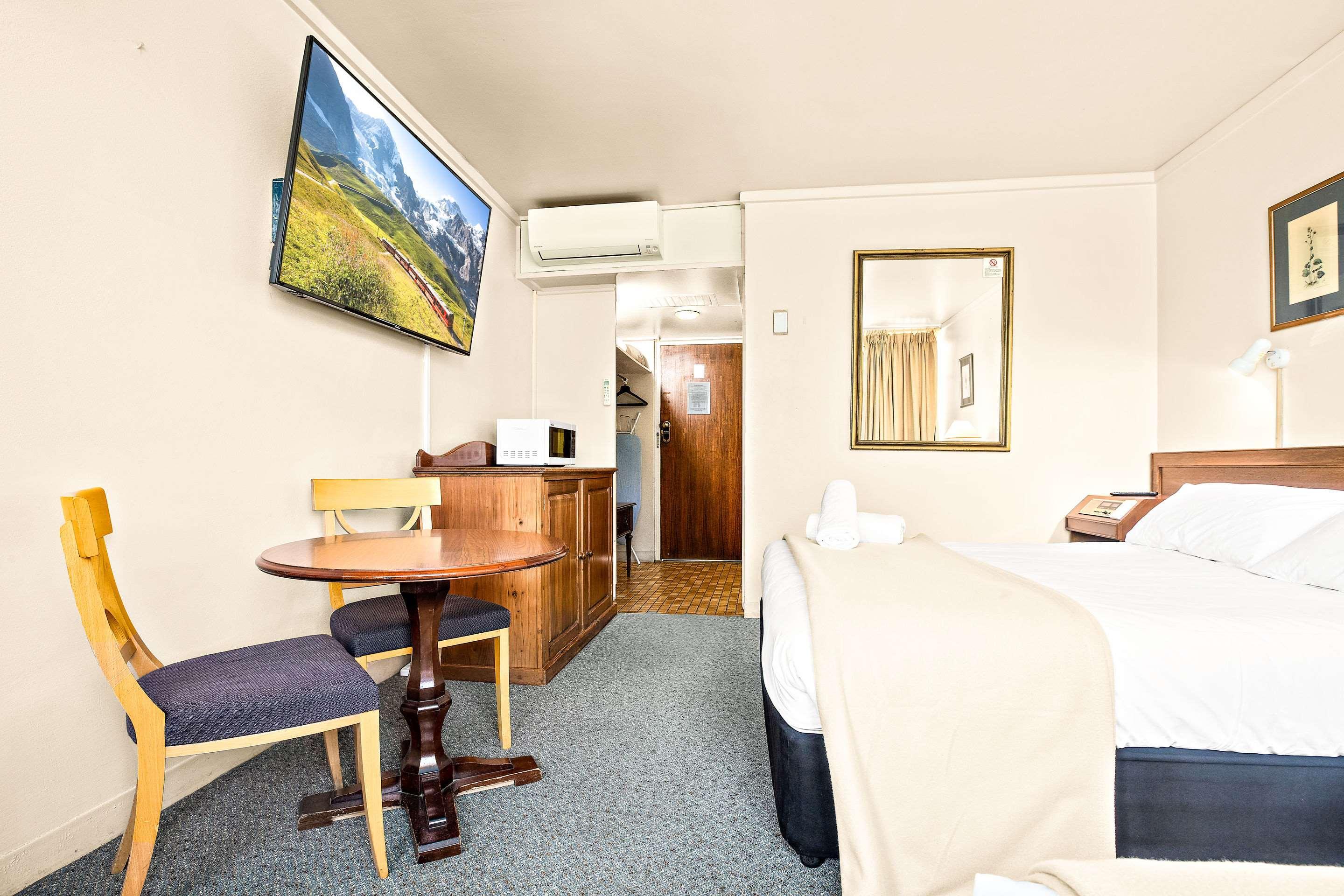 City Centre Motel Армидейл Экстерьер фото