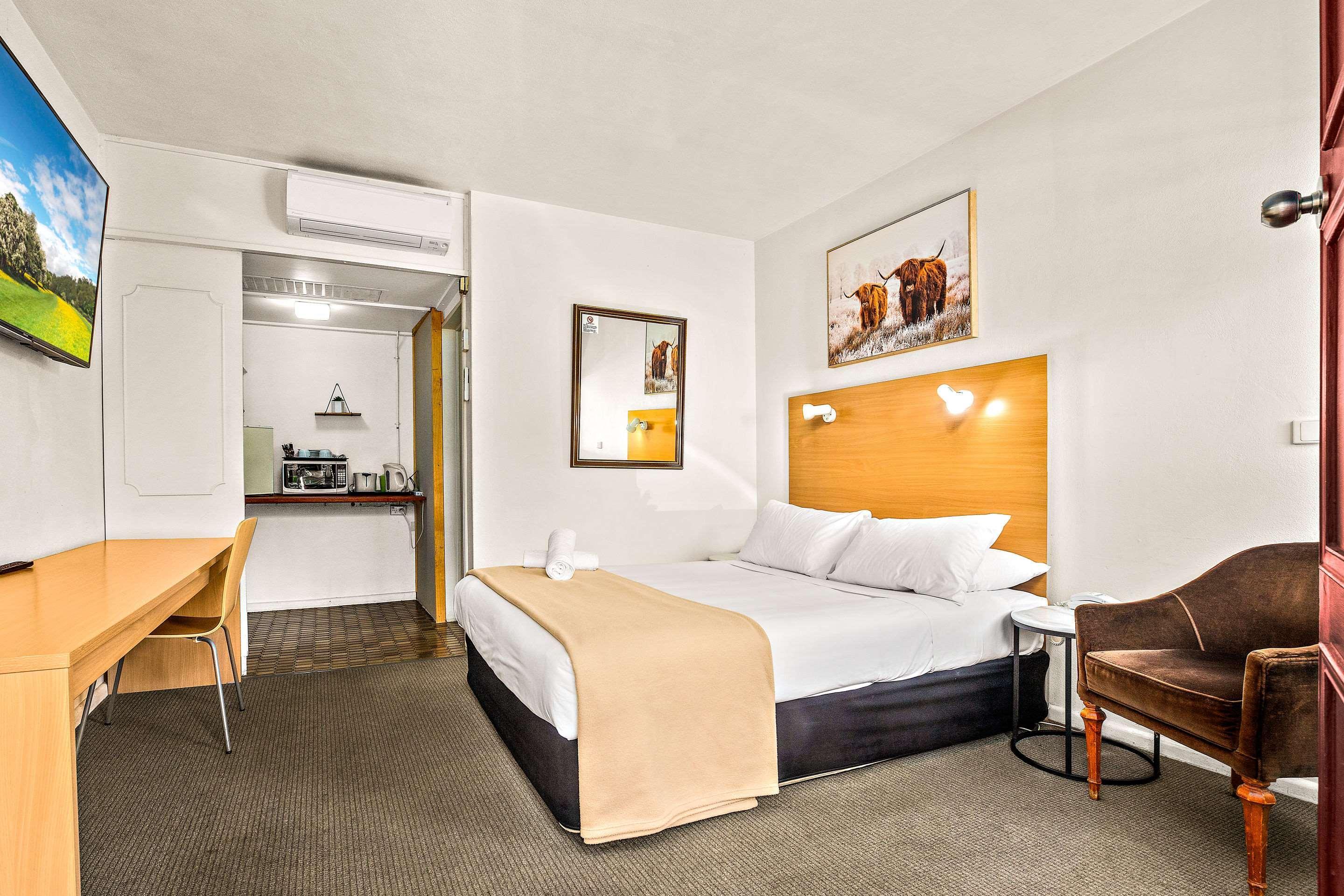 City Centre Motel Армидейл Экстерьер фото