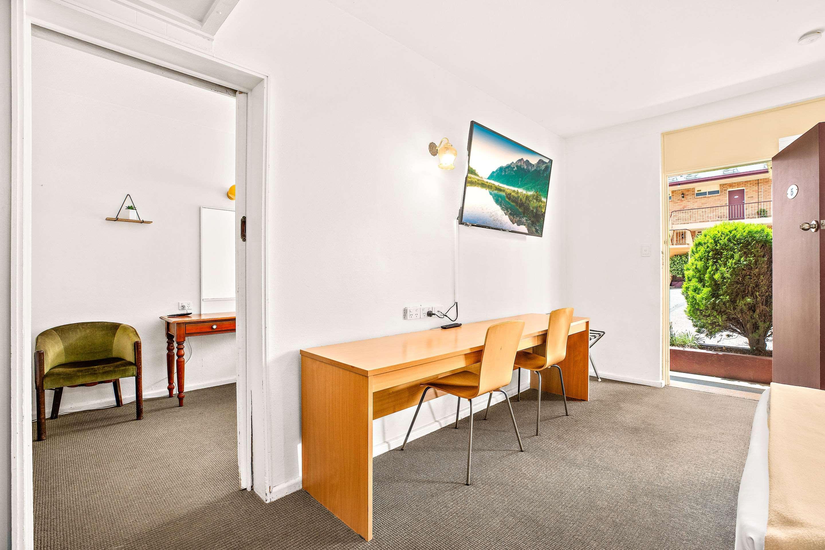 City Centre Motel Армидейл Экстерьер фото