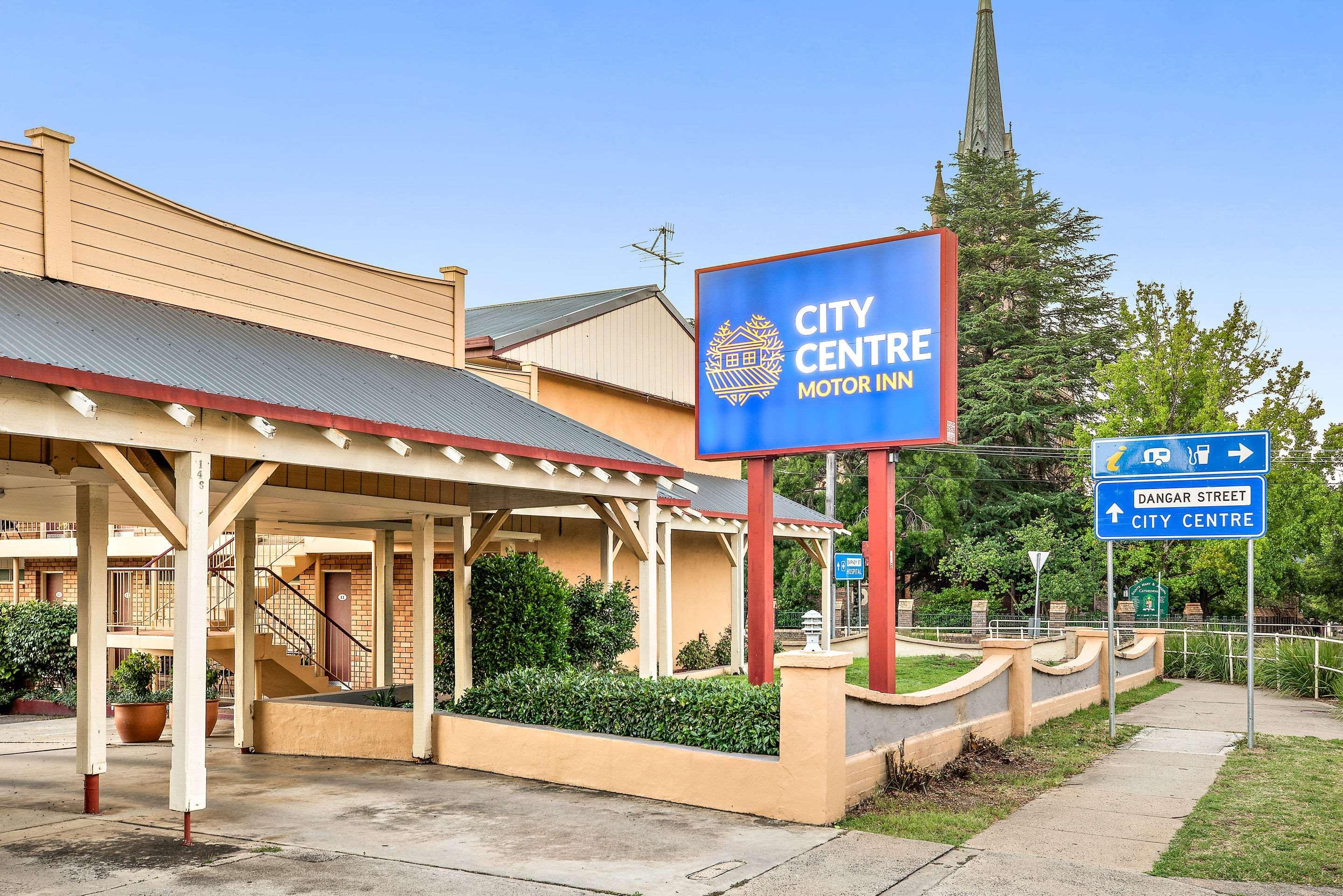 City Centre Motel Армидейл Экстерьер фото